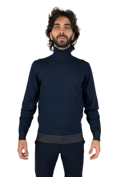 Nerovago dolcevita vanisè con toppe 730067 — 805219040067416_1
