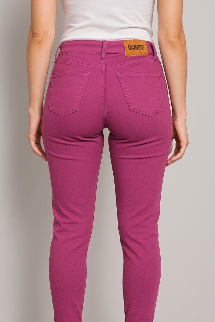 Dairesy bermuda da donna in cotone ss24d0359 5tsh Basic [6973ed4a]