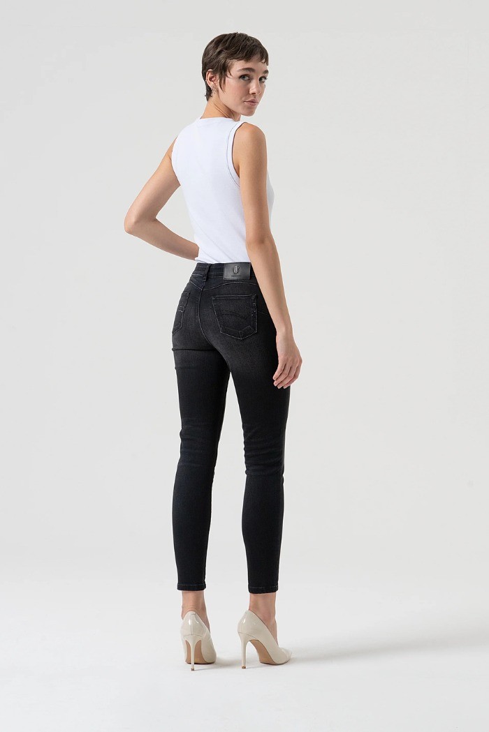 Fracomina jeans slim effetto push up in denim black fp25wv8000d46404 [2fb6aed3]