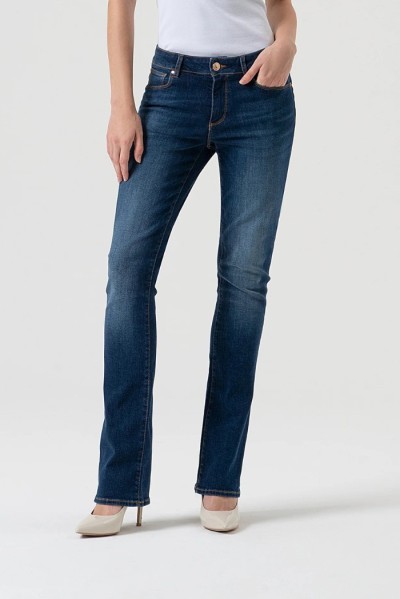 Fracomina jeans bootcut effetto push up in denim lavaggio medio fp25wv8020d46002 — 805219040075392_1