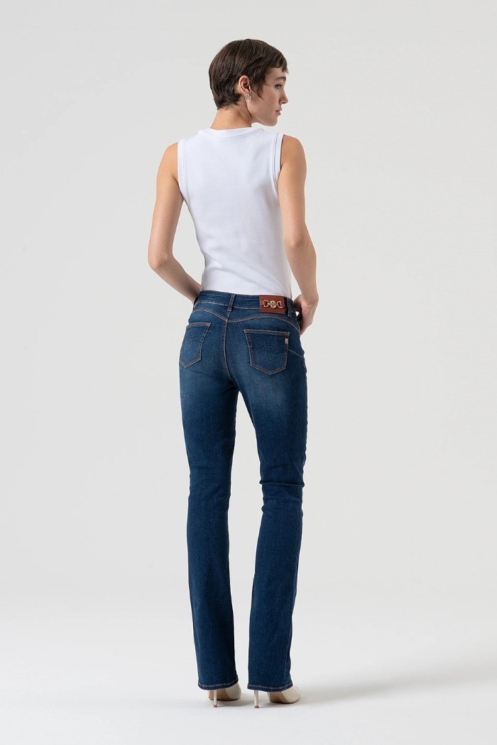 Fracomina jeans bootcut effetto push up in denim lavaggio medio fp25wv8020d46002 [3ad5abf5]