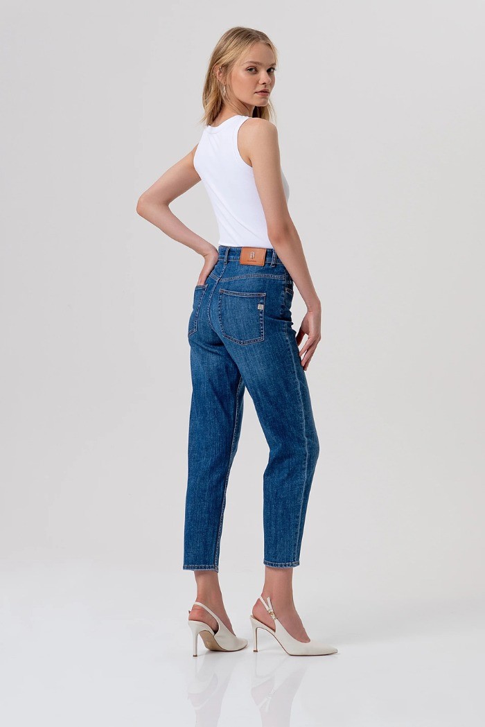 Fracomina jeans carrot mom fit in denim con lavaggio medio fp26svd005d45093 [d53902c3]