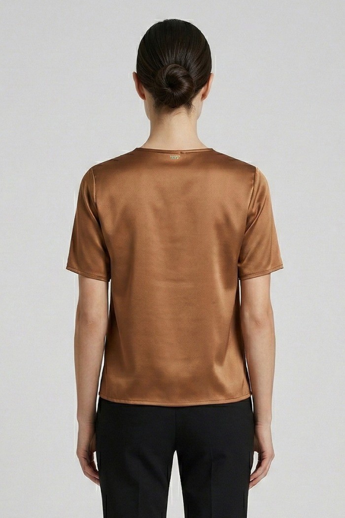 Markup blusa girocollo in raso MW11009 [12cfaab9]