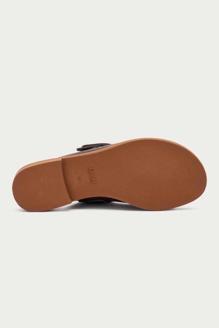 Frau ciabatta in pelle con fibbia in tono 85M3 [21299072]