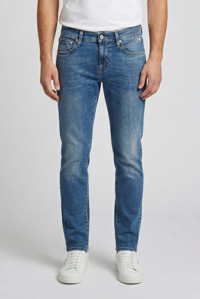 Roy Roger's jeans in denim 317 Madison Square RRU076N7303132 — 805219040078699_1