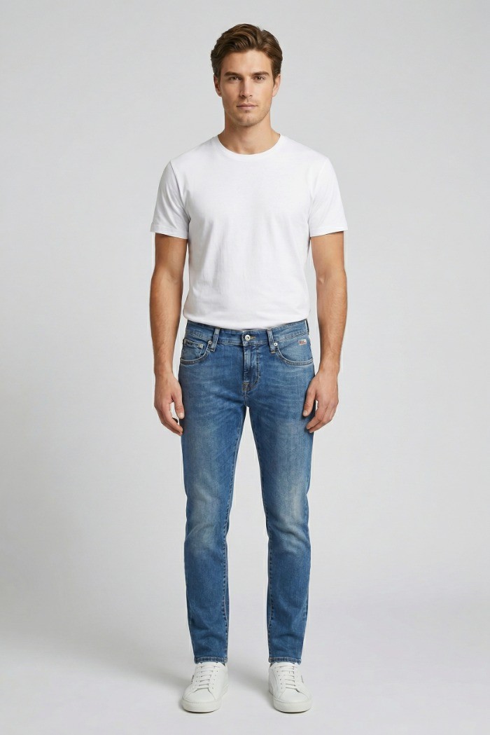 Roy Roger's jeans in denim 317 Madison Square RRU076N7303132 [353d7789]