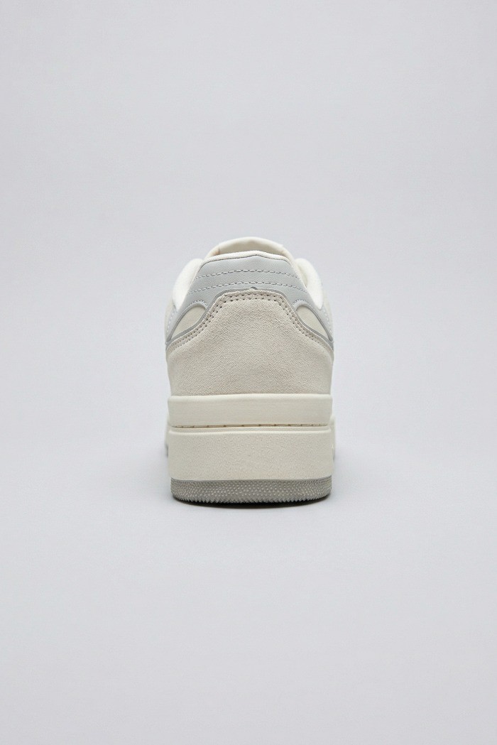 Refrigue sneaker stringata con logo Ground001 [060dfc51]