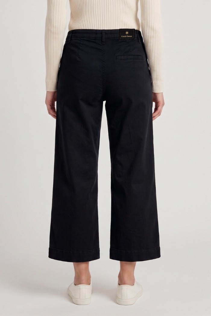 Fresh Flower bermuda ampio in gabardina di cotone stretch FD702 [5021cd78]