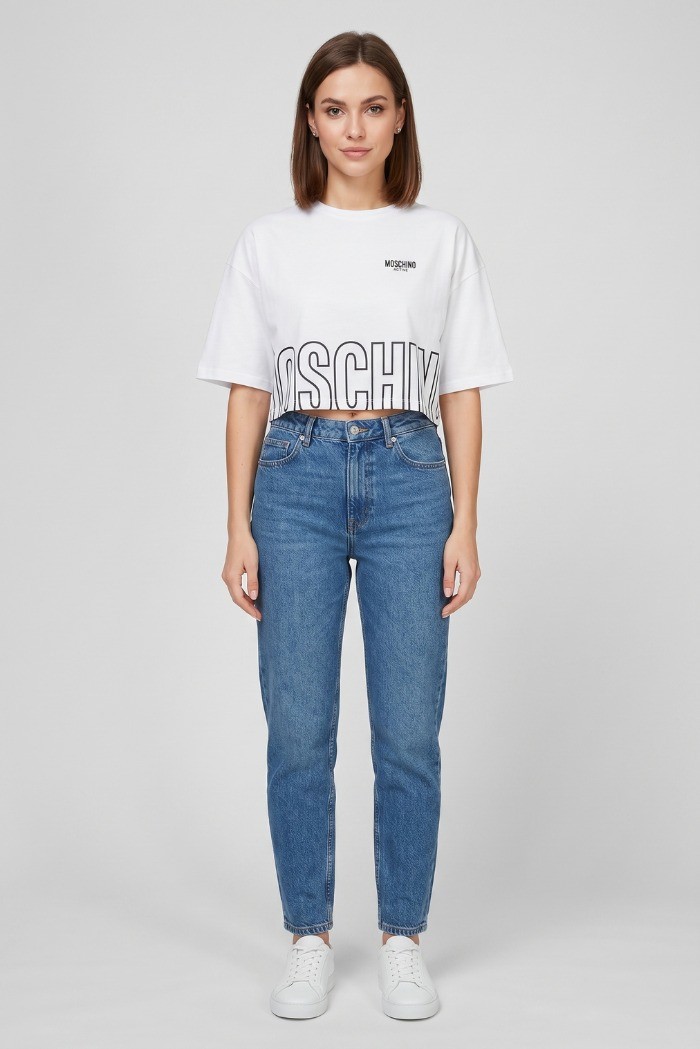 Moschino t-shirt cropped con stampa logo sul fondo V6A0712-4419 [8fb1cd51]