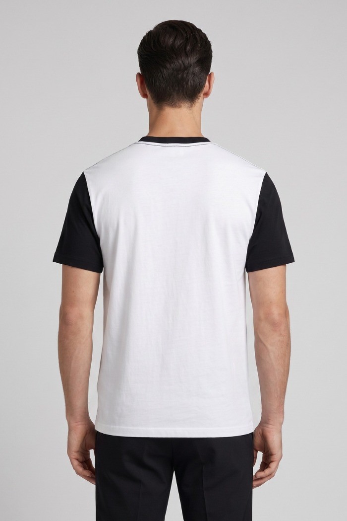 Moschino t-shirt in jersey di cotone con logo laterale V3A0705-9425 [94c26532]