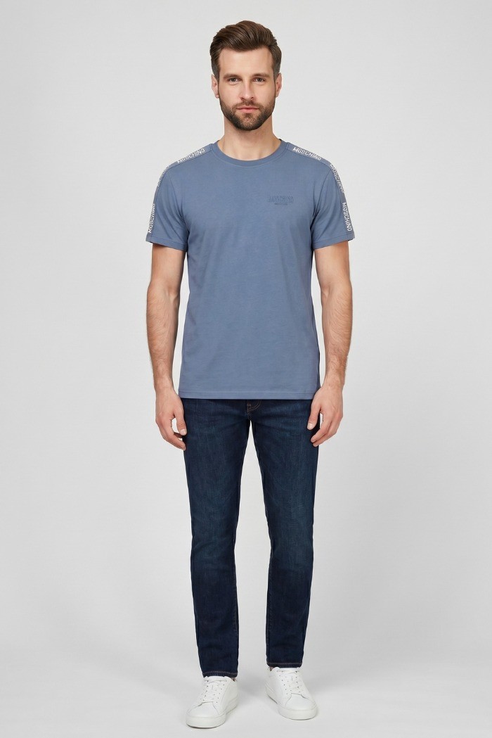 Moschino t-shirt in cotone delavè con bande logate V1A0702-4437 [0e68110c]