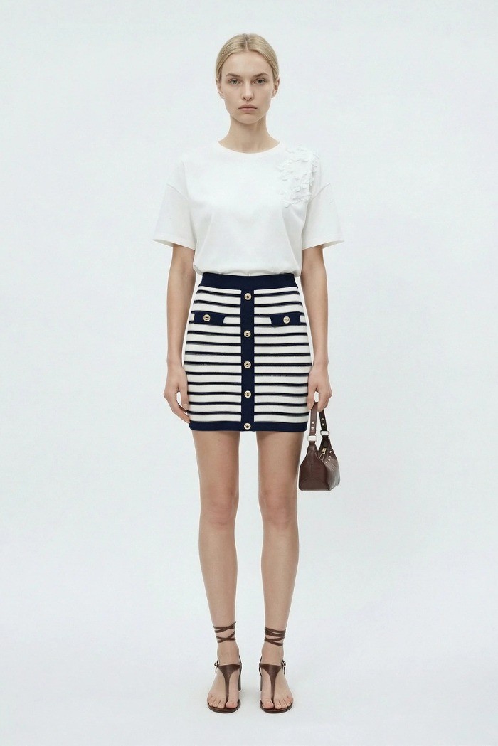 Influencer gonna corta in maglia a righe 05J7385 [ca282cab]