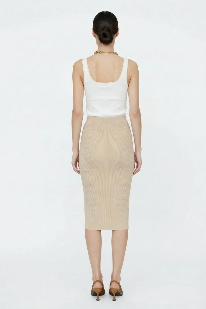 Influencer gonna aderente in maglia a costine 05J7760 [9be99f1b]