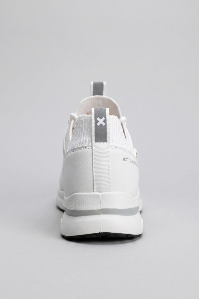 Xti sneaker allacciata in tessuto 143923 [43f4c22a]