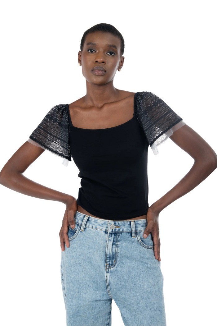 Influencer t-shirt con scollo bardot 03AB135 [0a640ac5]