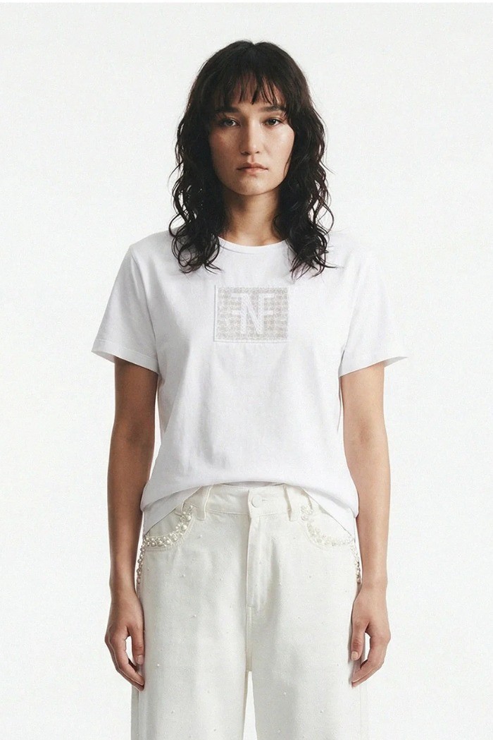 Influencer t-shirt in cotone stretch con logo patch 05AB218 [0bc46022]