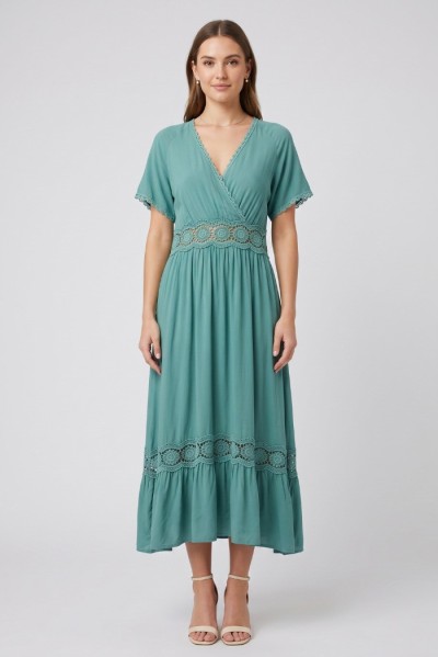 Influencer abito con passamaneria in pizzo 05Y174 [814ae017]