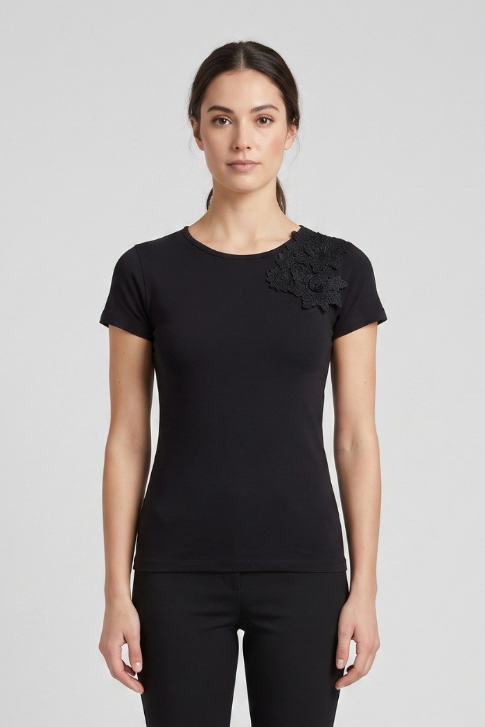 Influencer t-shirt in cotone con dettaglio floreale 05AB233 [48e400ef]