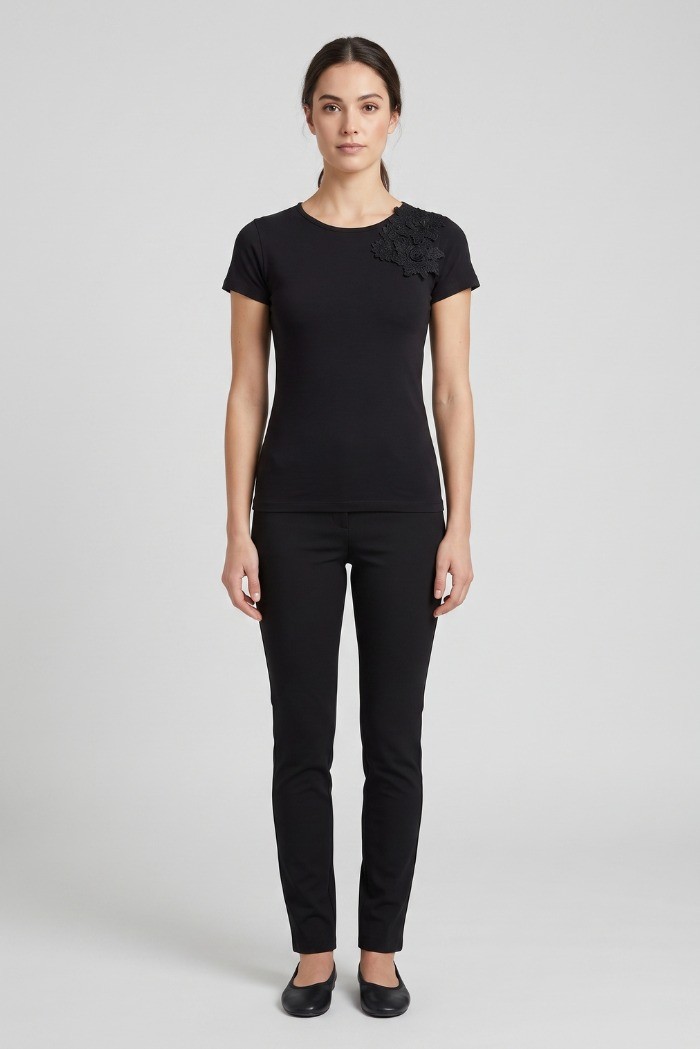 Influencer t-shirt in cotone con dettaglio floreale 05AB233 [26df82e6]