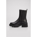 Cult scarponcino in pelle con zip e borchiette Grace CLW4801 [5b5784c2]