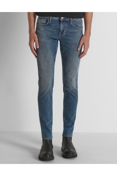 Antony Morato jeans tapered fit in blue denim Ozzy MMDT00241-FA750649-W02325 — 805219040080694_1