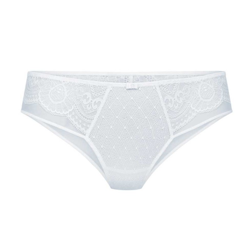 Brasiliana bianca Selma