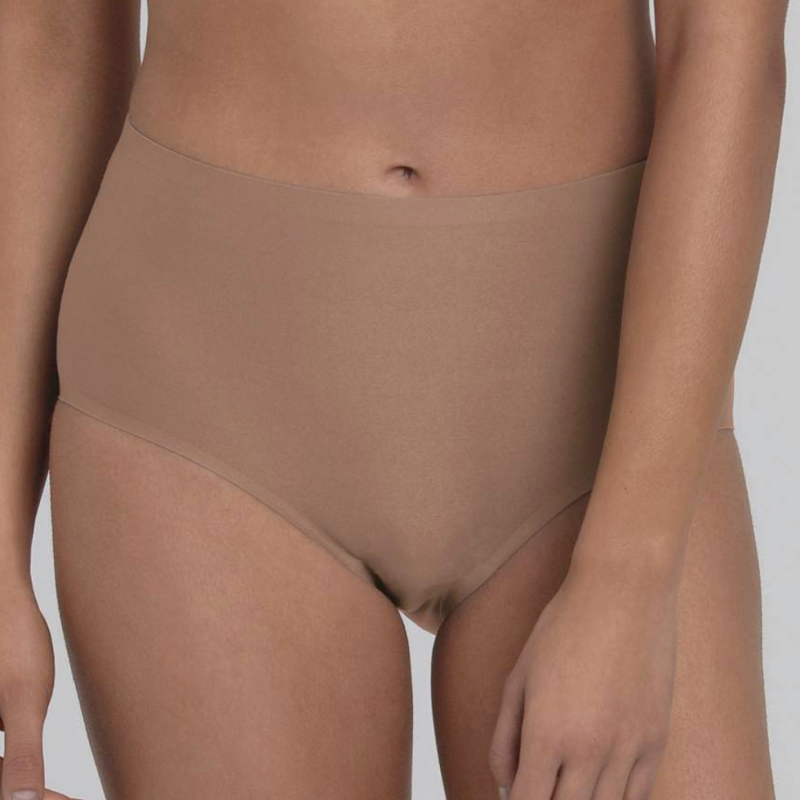 Slip vita alta liscio e invisibile Essentials Anita