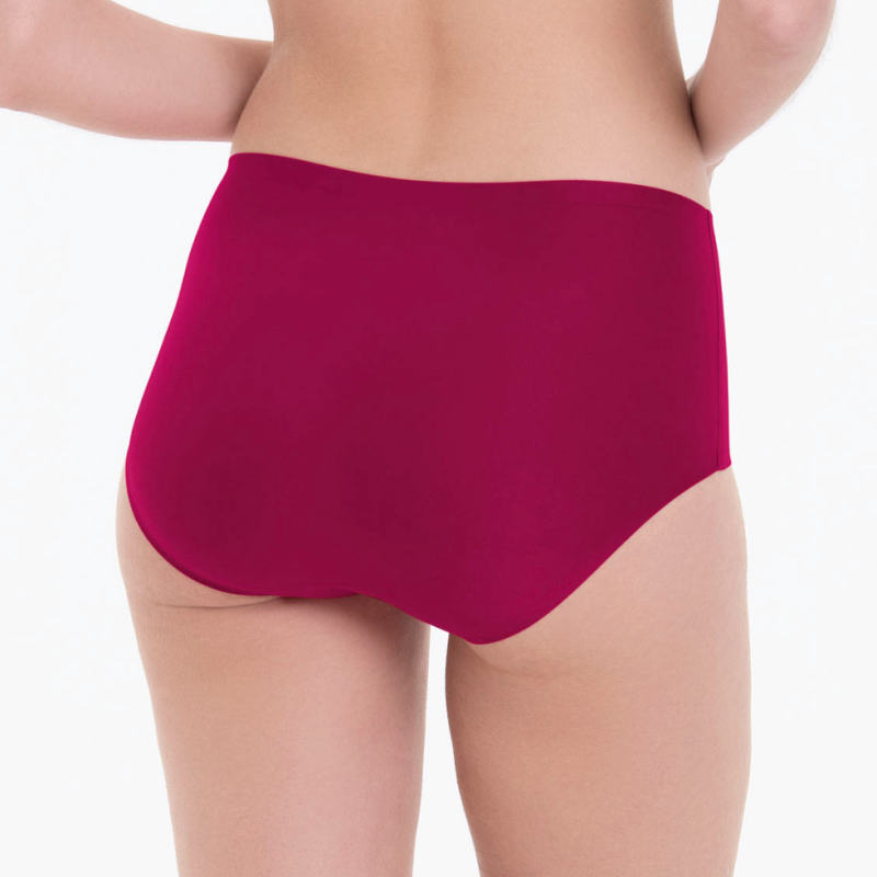 Slip vita alta liscio e invisibile
