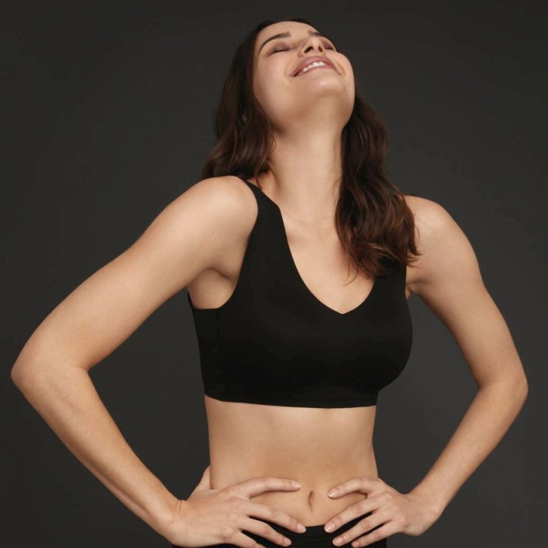 Bralette lycra nero liscia Essential Lace Anita