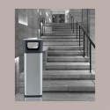 Cestino Pattumiera Quadrato con Posacenere 25 Lt in Acciaio Inox Argento  JAH3222 [1786095b]